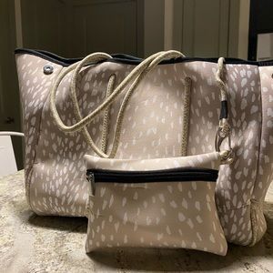 Parker and Hyde Neoprene Tote